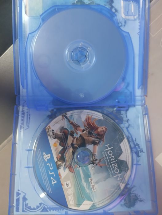 Диск пс4 "Horizon запретный запад"