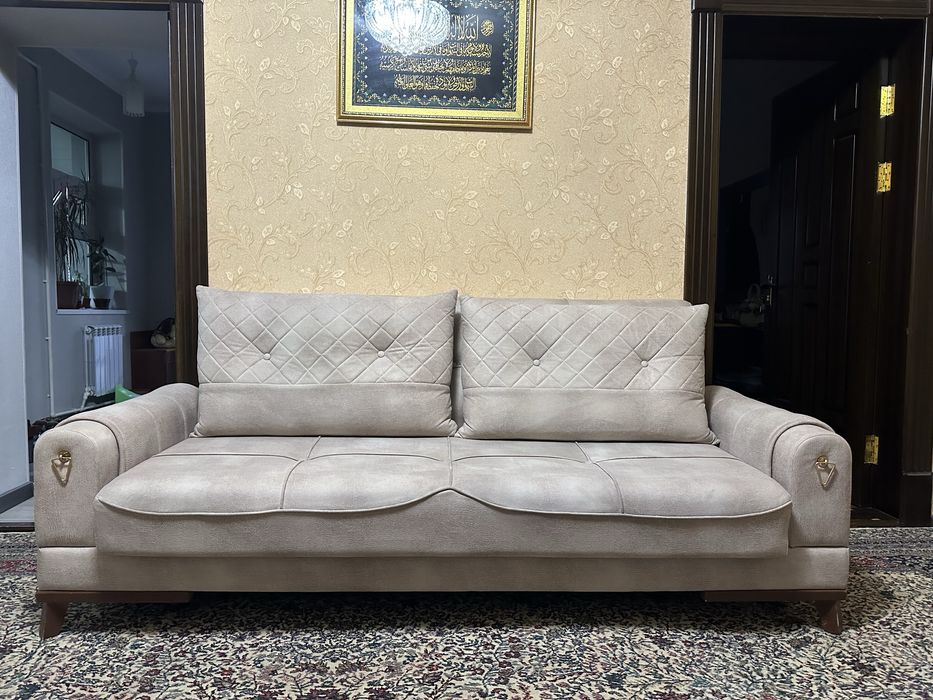 Диван с креслами