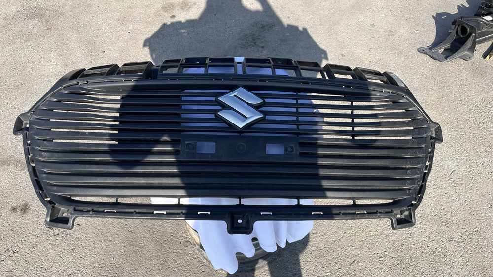 Suzuki Swift 8 предна решетка