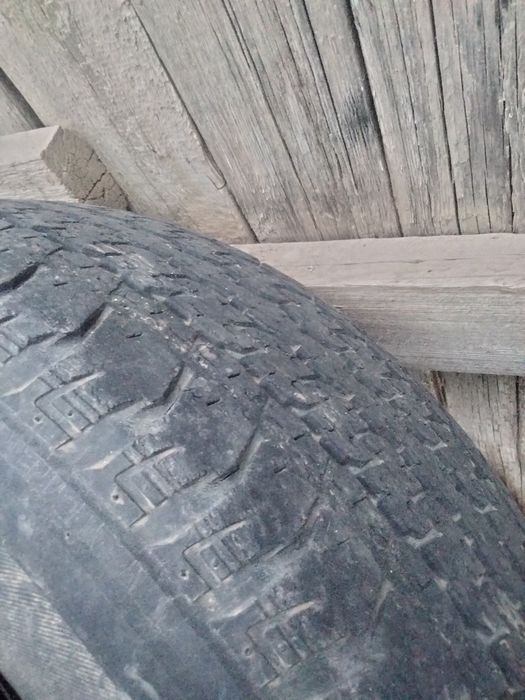 Продам покрышки комплект