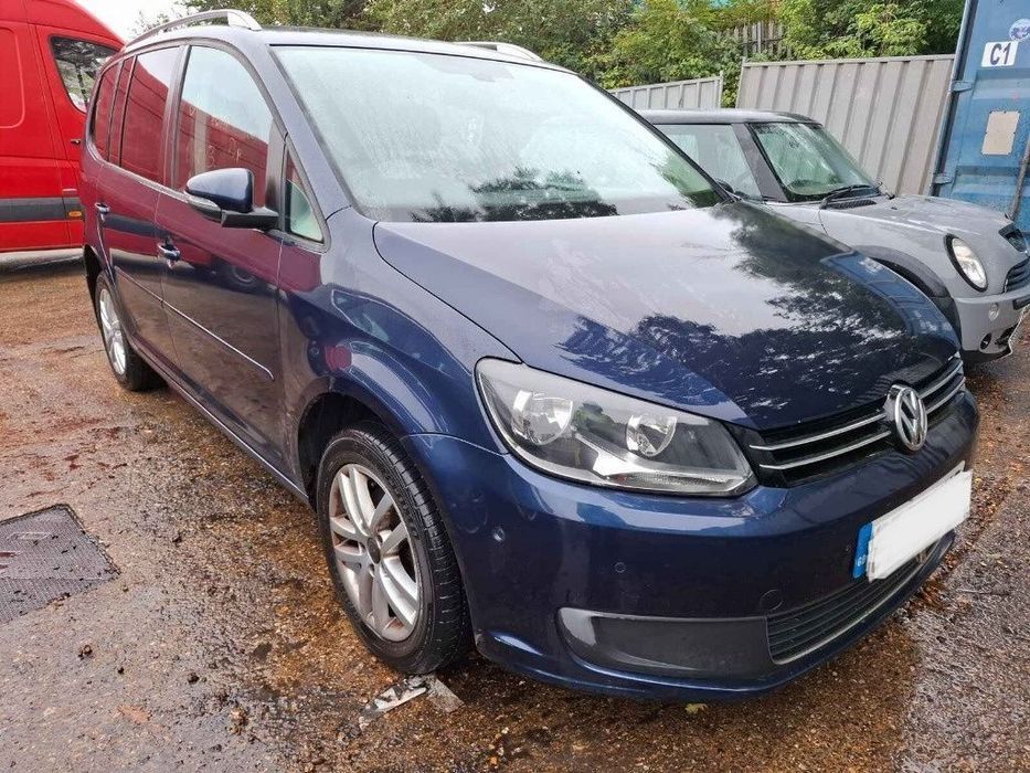 Usa dreapta fata Volkswagen Touran 2013 MONOVOLUM 1.6 TDI