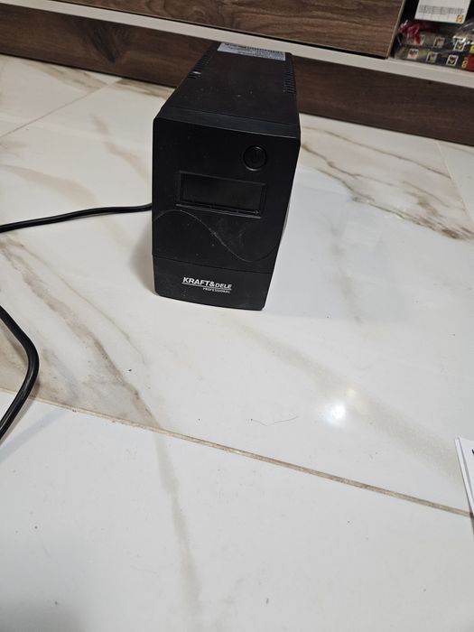 UPS 1000 W пълна синусоида