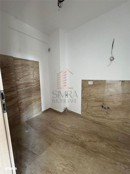 Apartament in bloc nou etaj 3 cu lift — fotografia 3