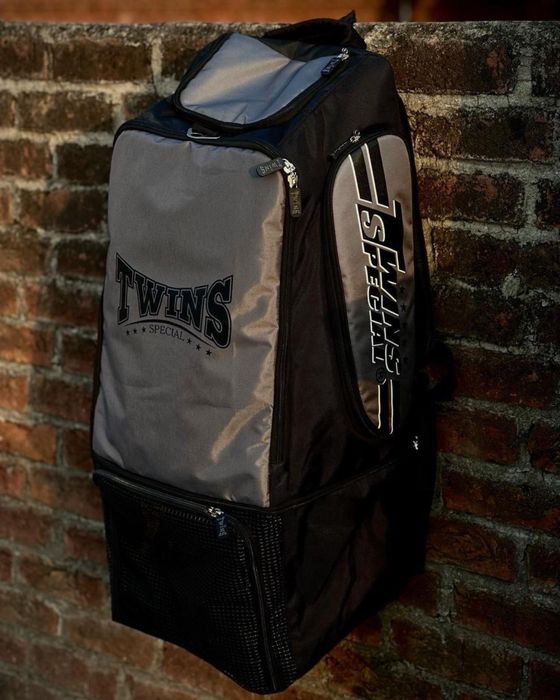 Рюкзаки Twins и Manto