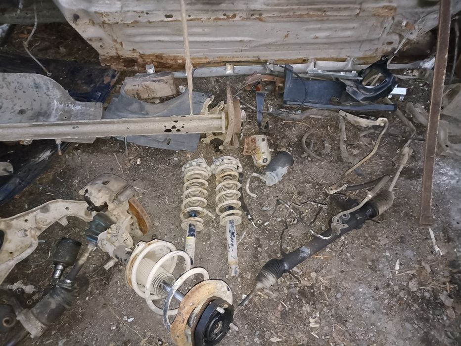 Продам всё от nissan maxima a33 кузов