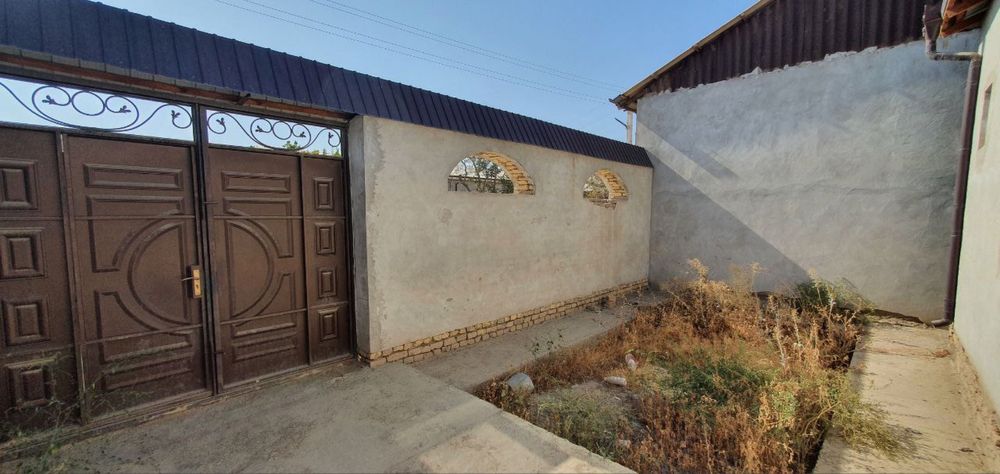 Урганч туманида ховли жой СОТИЛАДИ.