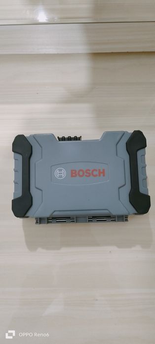 Набор бит и сверл