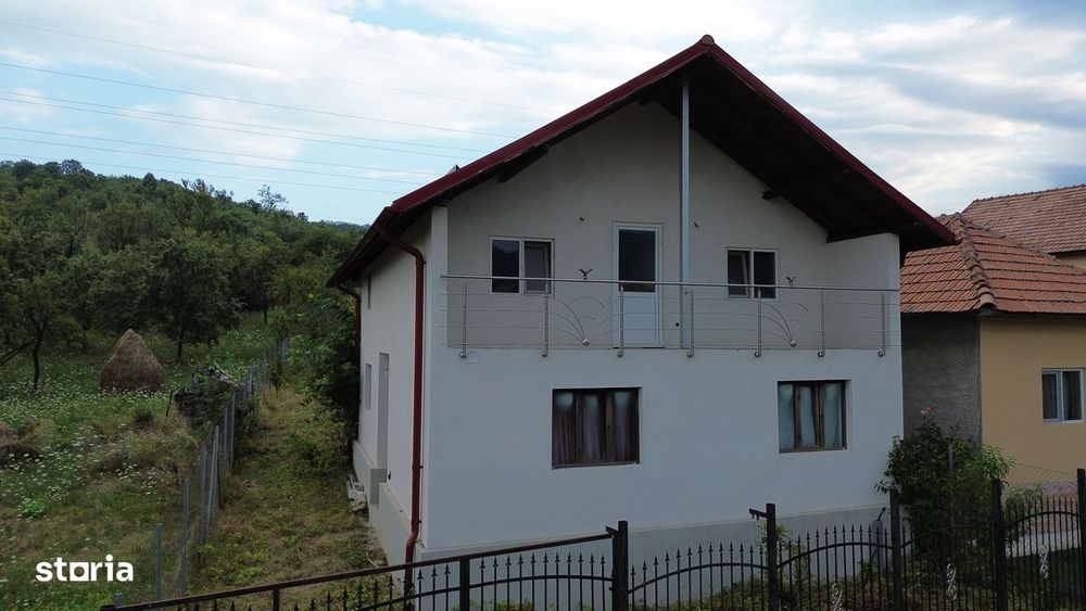 Casa / Zona Salatrucel / Valcea /