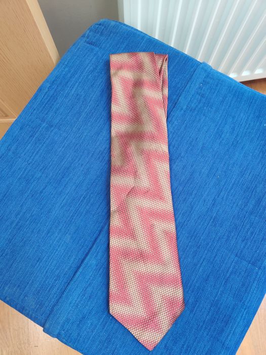 Cravata DKNY 100%silk