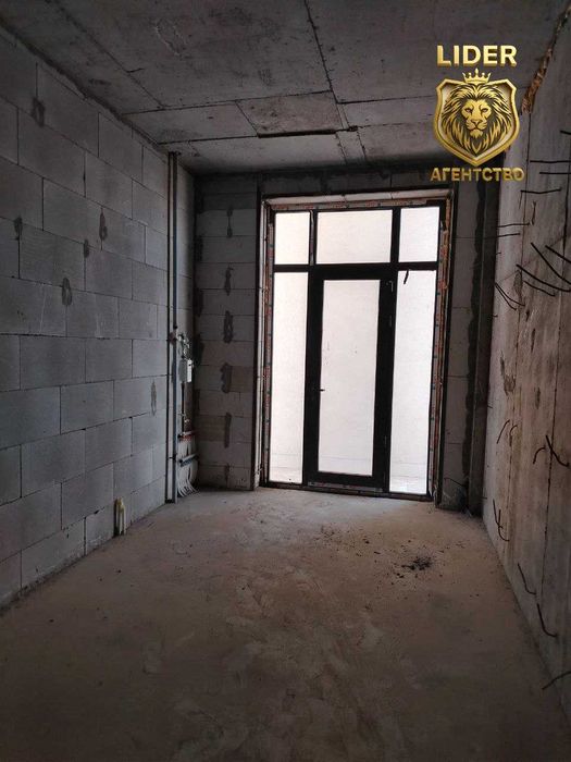 Продается 3х комнатная квартира ор.р Шарк1 Базарчик цена 45800у.е