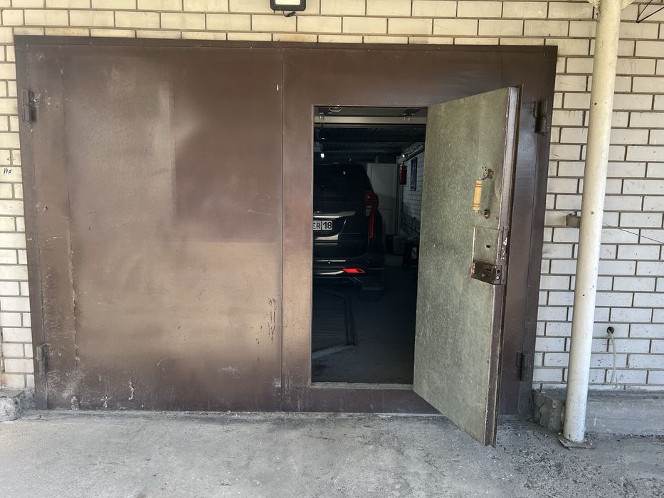 ворота утеплённые, на гараж