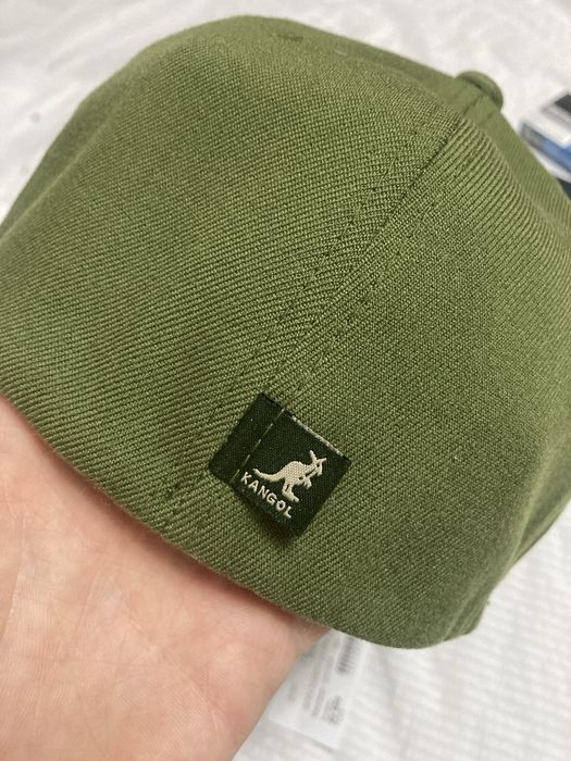 Продам бейсболку kangol