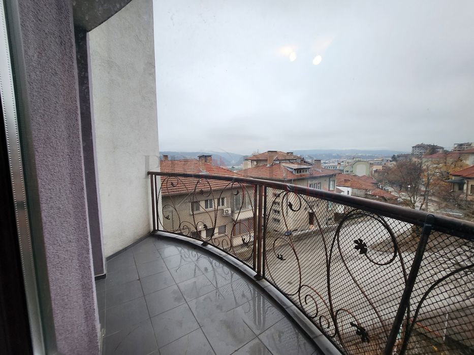 Отличен Двустаен Апартамент с Паркомясто