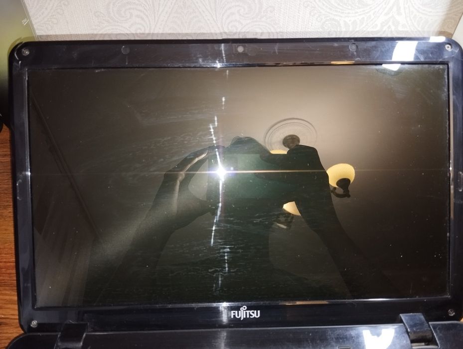 Ноутбук Fujitsu не запускается