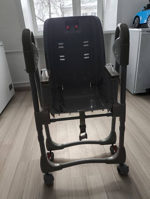 Продам стол детский 9000тг