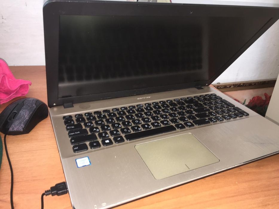 НОУТБУК Asus в хорошем состоянии