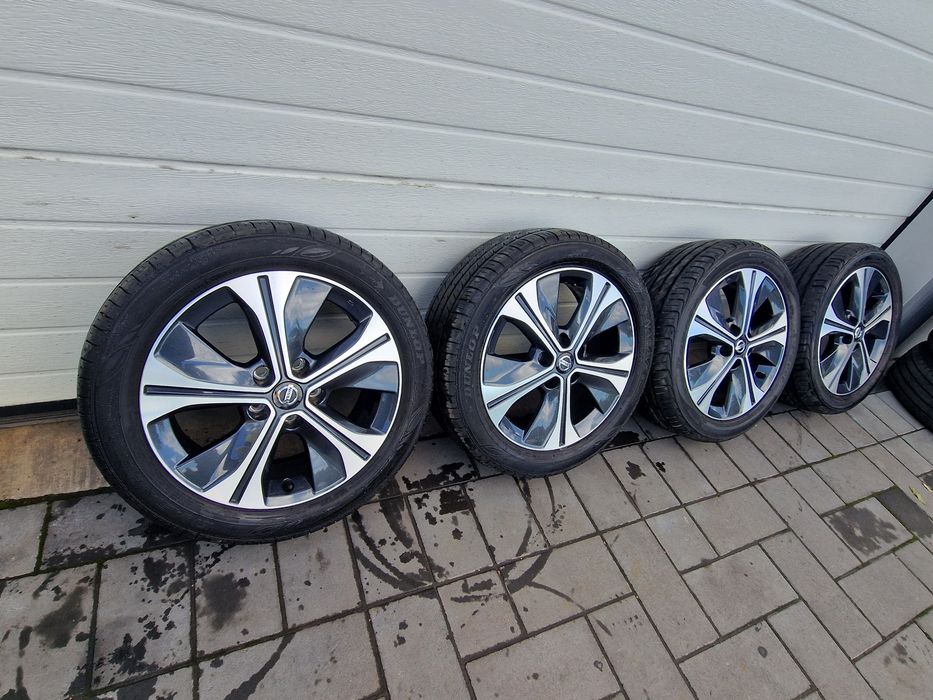 Set jante nissan  Qashqai  215/50 R17