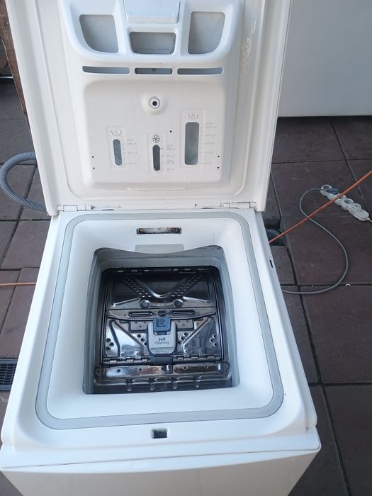 Mașină de spălat rufe verticală Baunekt A+++