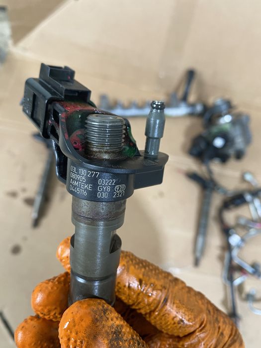 Kit injectie injector rampa pompa Audi VW 2.0 tdi CAG CAGA CBA CBB