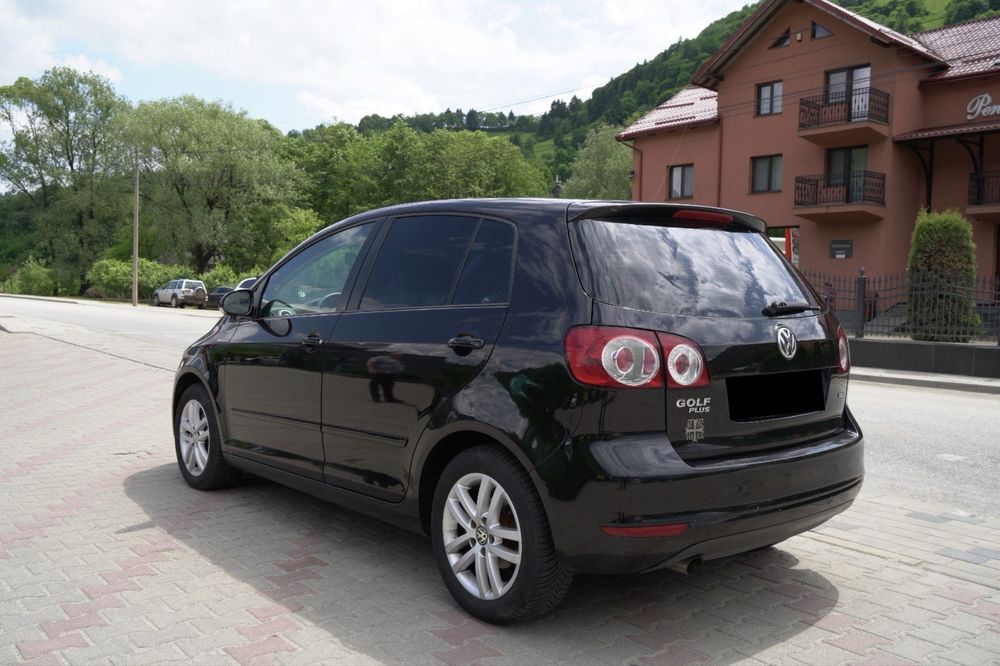 VOLKSWAGEN Golf Plus 2011 — imagine 2