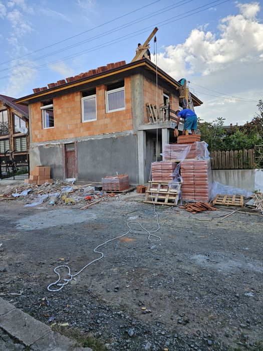 Фирма за ремонт на покриви хидроизолация отстраняване на течове