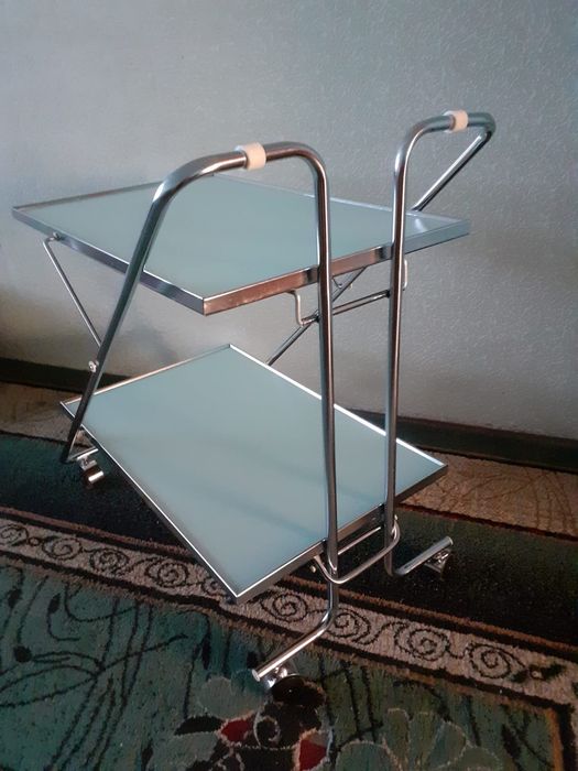 Столик сервировочный