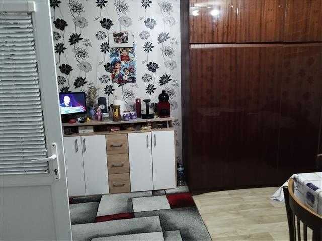 Къща до колелото , колхозен пазар, Варна