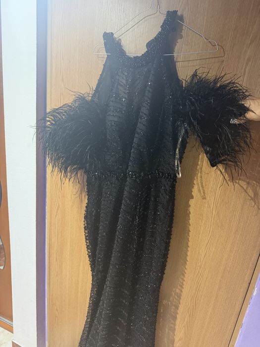 Rochie neagra  marimea 48