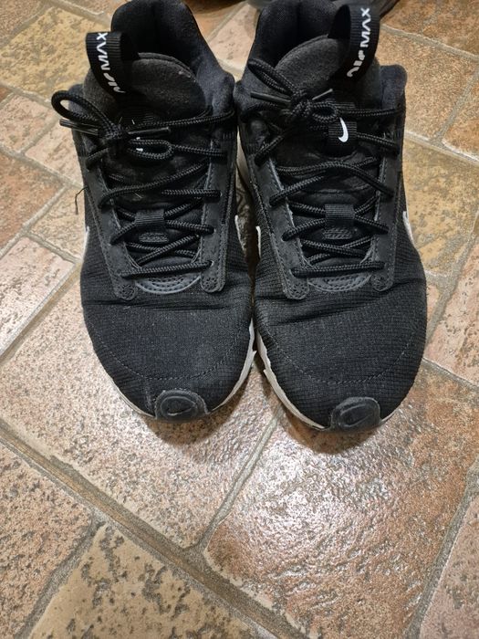 Маратонки Nike air max