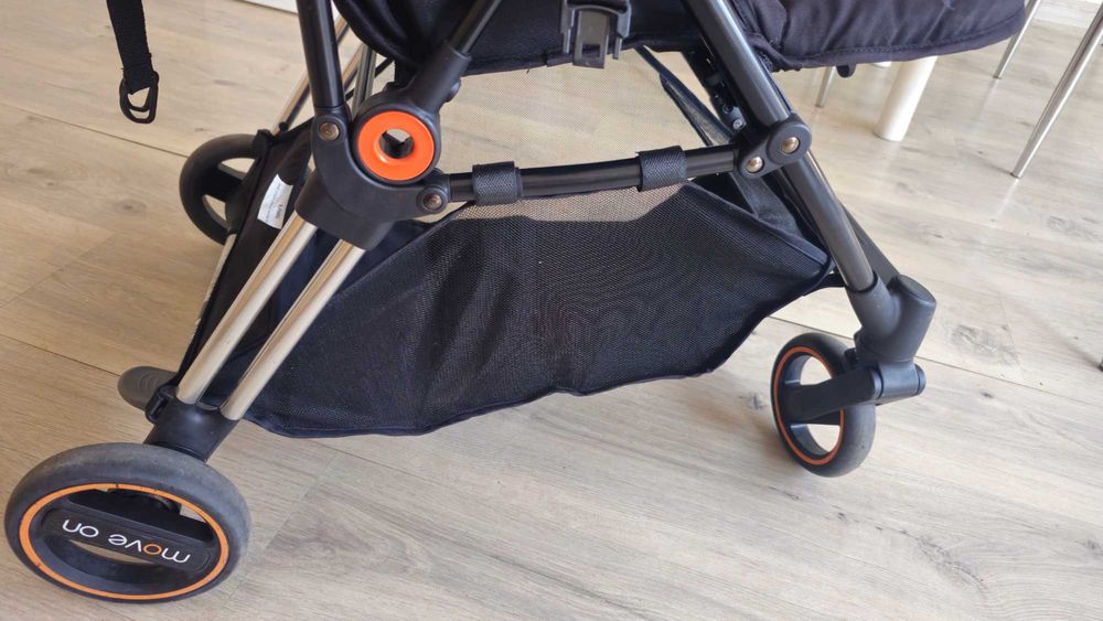 Лятна количка Chipolino