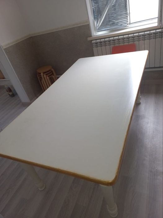 Кухонный стол сатылады!