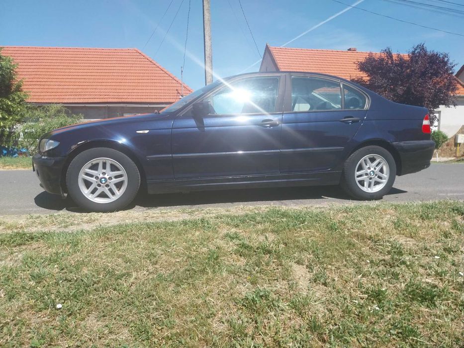 Autoturism bmw sechend