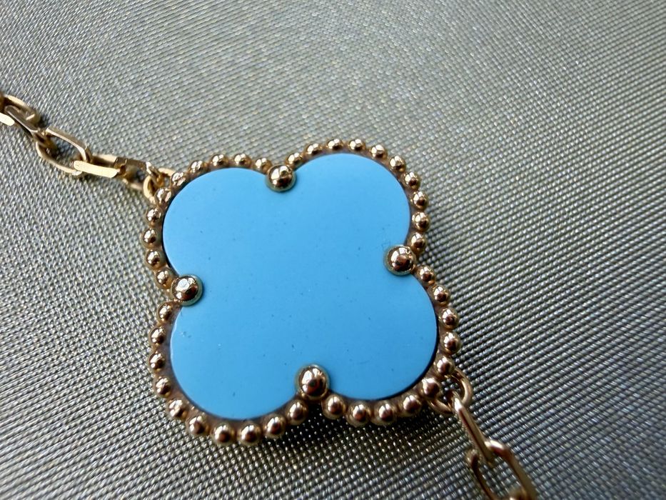 Van Cleef  Alhambra Turquoise 18k