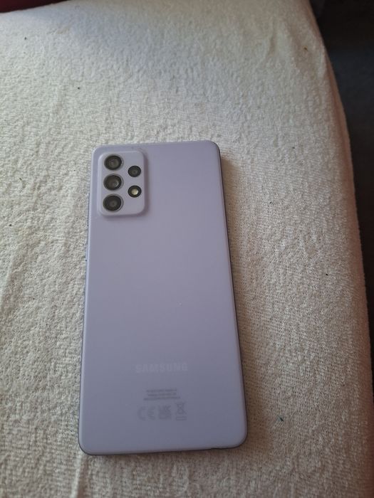 Продавам Samsung a52s