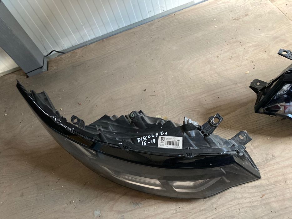 LED Фарове за Land Rover Discovery 2016-20