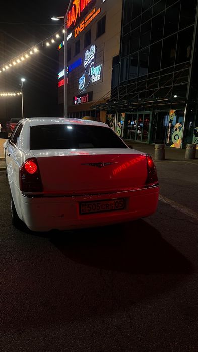 Chrysler 300C 2.7 V6