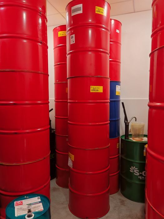 Продам пустые Бочки 200 л