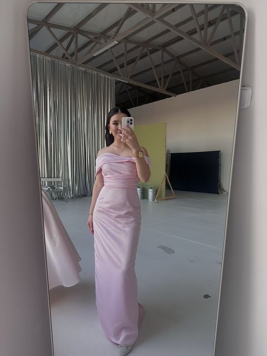 Продам дизайнерское платье!