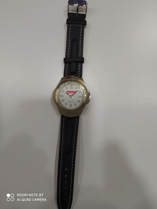 Чисто нов и оригинален с гаранция часовник Макита .