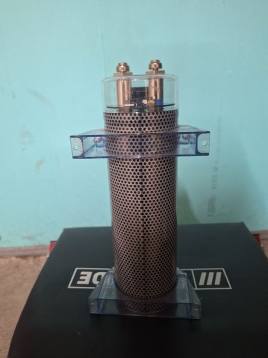 Авто кондензатор Crunch