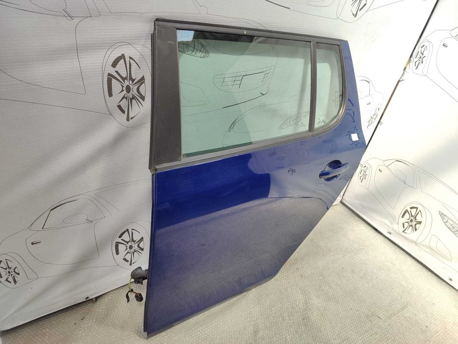Ușă Spate Stânga Skoda Fabia Mk2 (5J) Hatchback Albastru Cod Culoare Z5 / F5A 2012 / [2007-2014] / 5J6833055 (1E)
