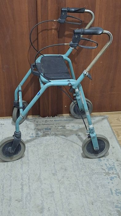 Ходунок для взрослых ролатор