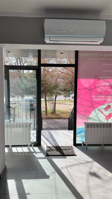 Сдается в аренду новое(евроремонт) Нежилое коммерческое помещение!