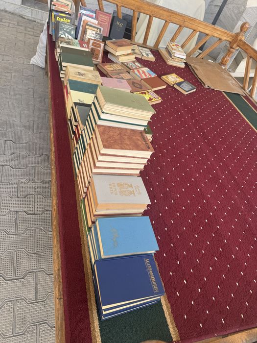 Книги литература