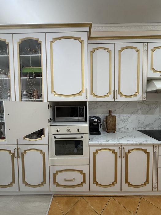 Кухонный гарнитур