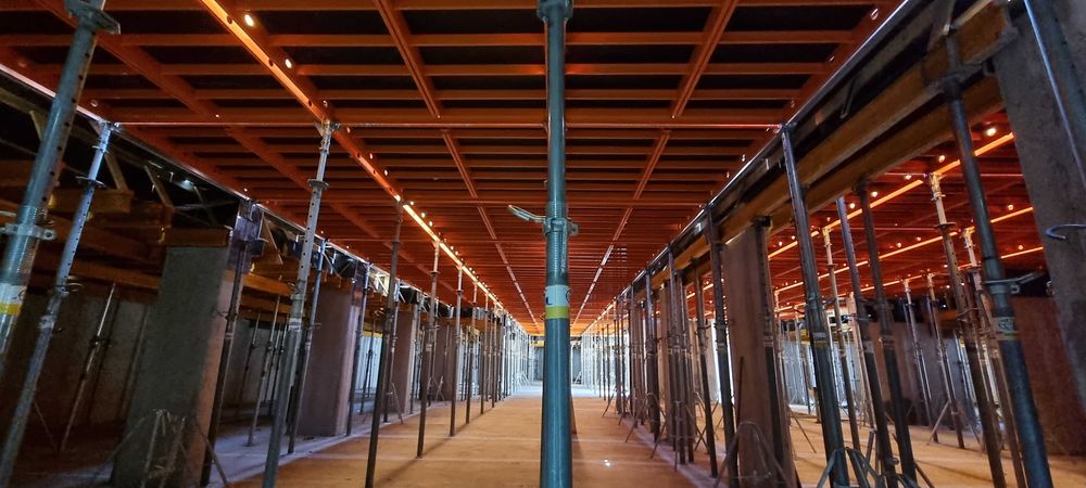 Кофражна система с алуминиеви платна за ранно декофриране