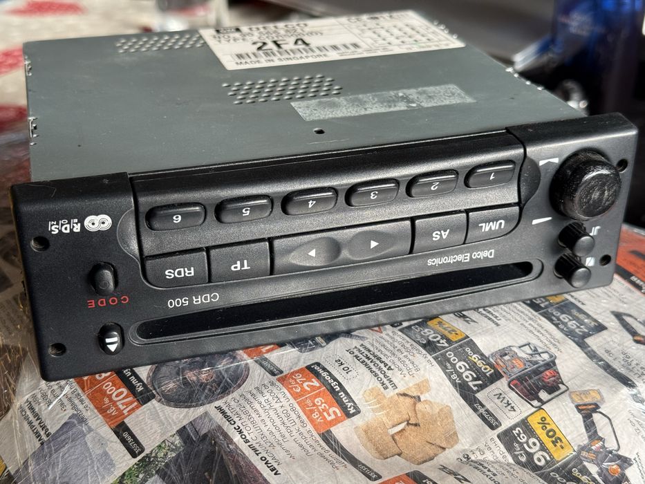 Радиa за автомобили - VW Dolby GAMMA 1J0035186D / Opel 90566821 CDR500 2F4 GM Delco