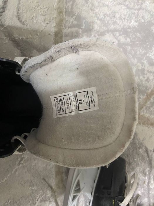 Продам коньки CCM