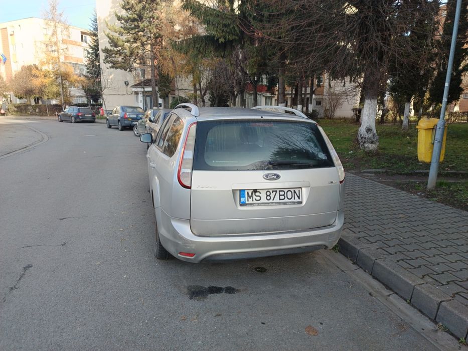 Vând Ford Focus 1.6 tdci