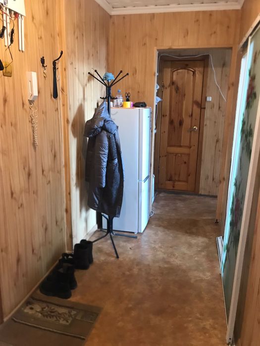 Продам двух комнатную квартиру